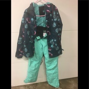 🎿🏂SNOWBOARD SKI JACKET AND PANTS🎿🏂